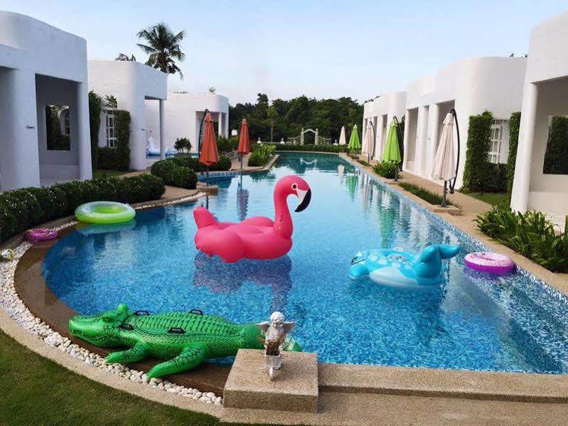 Villa La Flora Kanchanaburi Dış mekan fotoğraf